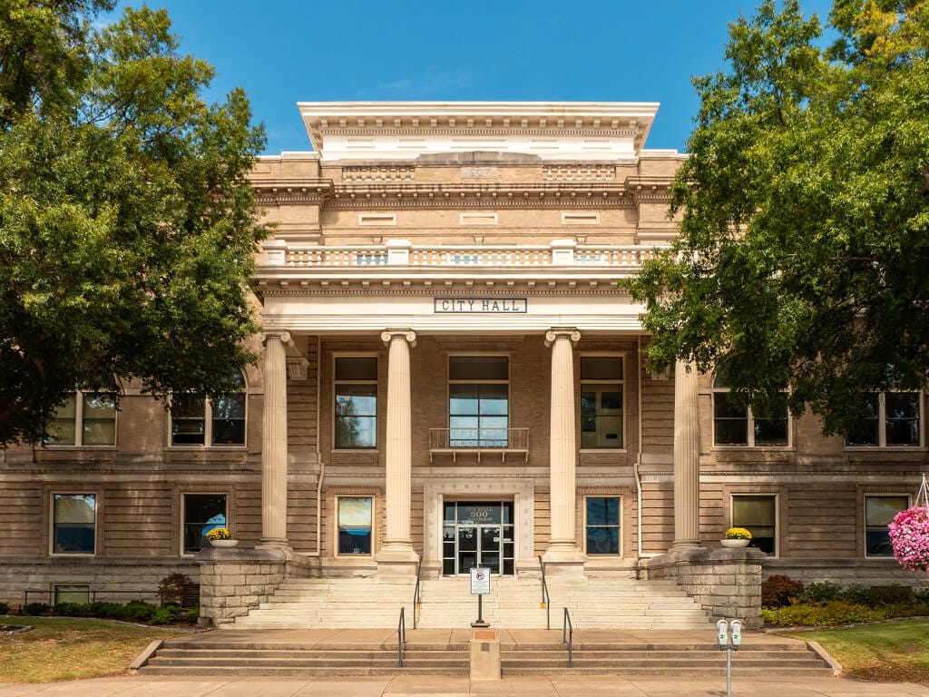 As Crime Data Is Debated, Little Rock’s Mayoral Race Begins to Take Shape