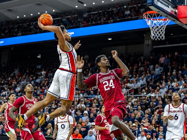 Arkansas Stumbles at Auburn, Taking First Conference Loss